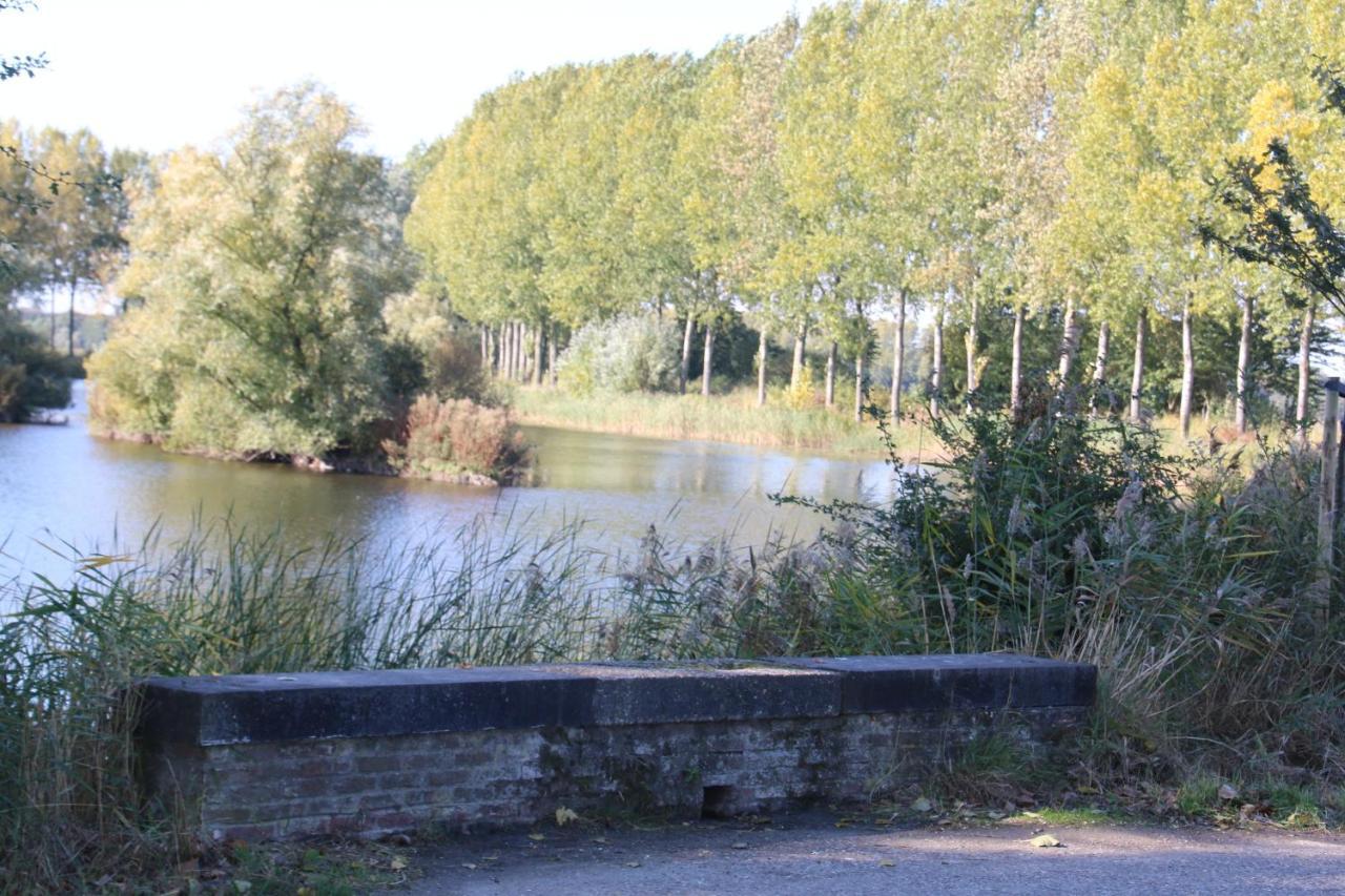 Bbmalpertuus Panzió Kruisstraat Kültér fotó